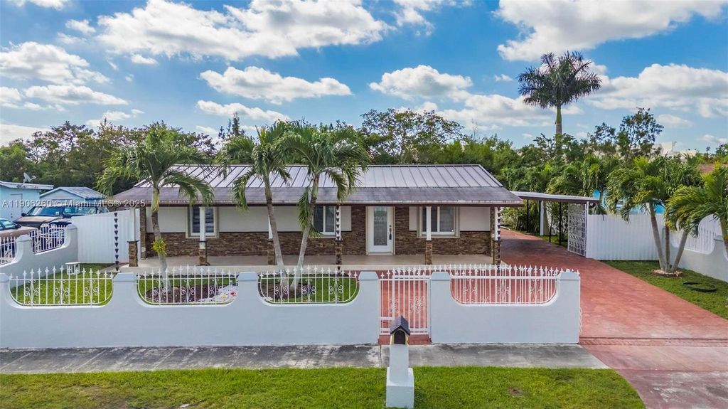 15430 SW 308 st, Homestead, FL 33033