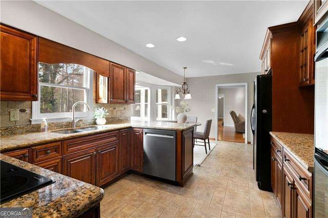 3011 Castleton Way, Marietta, GA 30062