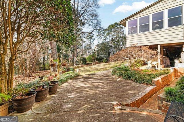 3011 Castleton Way, Marietta, GA 30062