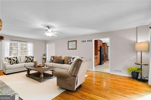 3011 Castleton Way, Marietta, GA 30062