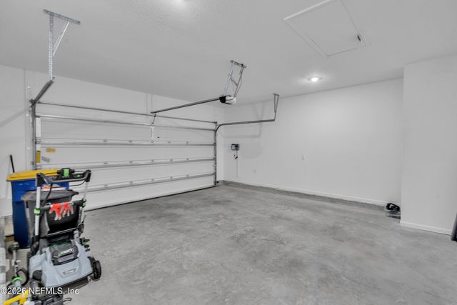 15537 THOMAS CREEK Way, Jacksonville, FL 32218