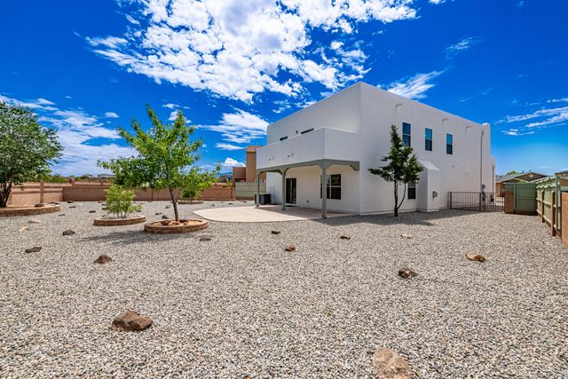 6639 MOUNTAIN HAWK Loop NE, Rio Rancho, NM 87144