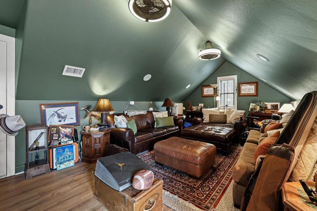 104 Beavers Bend Drive, Gunter, TX 75058