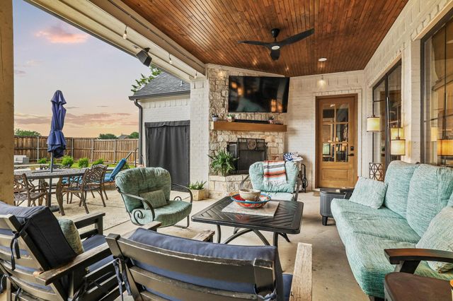 104 Beavers Bend Drive, Gunter, TX 75058