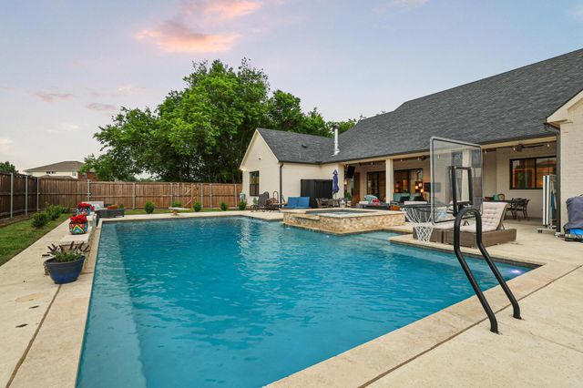 104 Beavers Bend Drive, Gunter, TX 75058