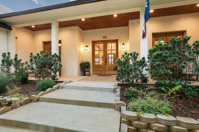 104 Beavers Bend Drive, Gunter, TX 75058