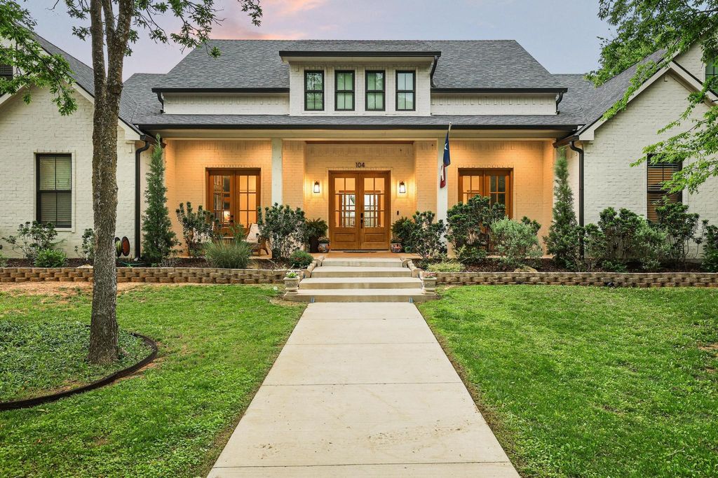 104 Beavers Bend Drive, Gunter, TX 75058