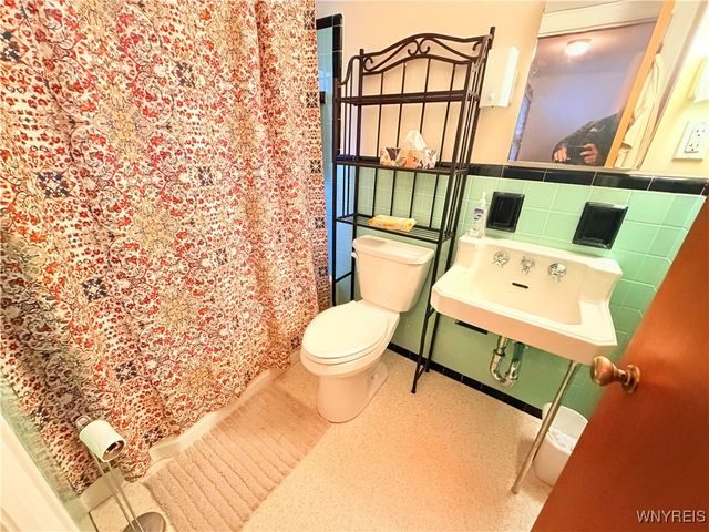 43 Robert Street, Hamburg, NY 14075