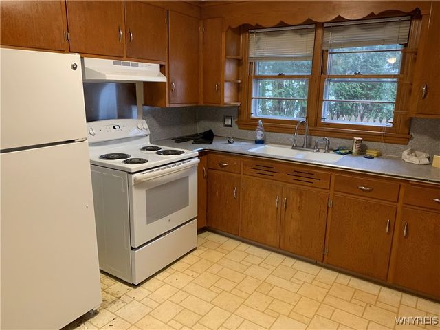 43 Robert Street, Hamburg, NY 14075