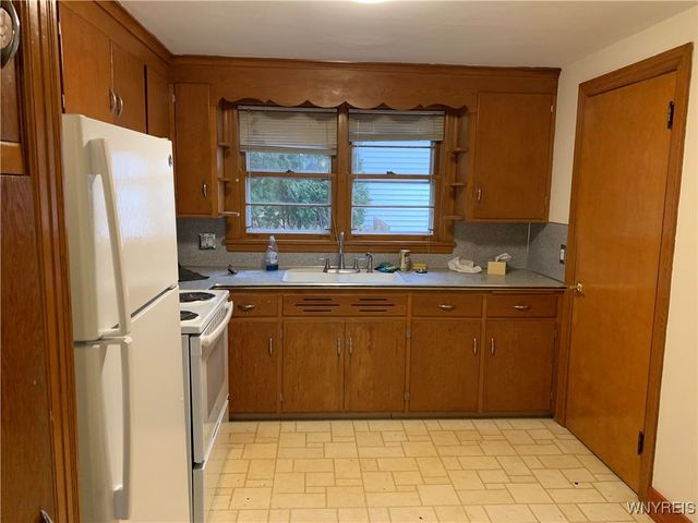 43 Robert Street, Hamburg, NY 14075