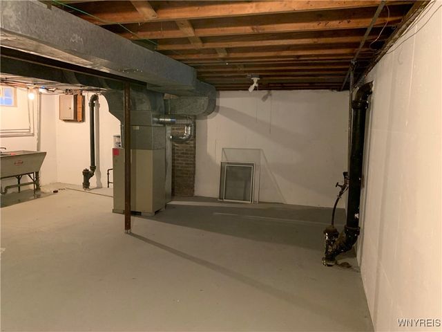 43 Robert Street, Hamburg, NY 14075