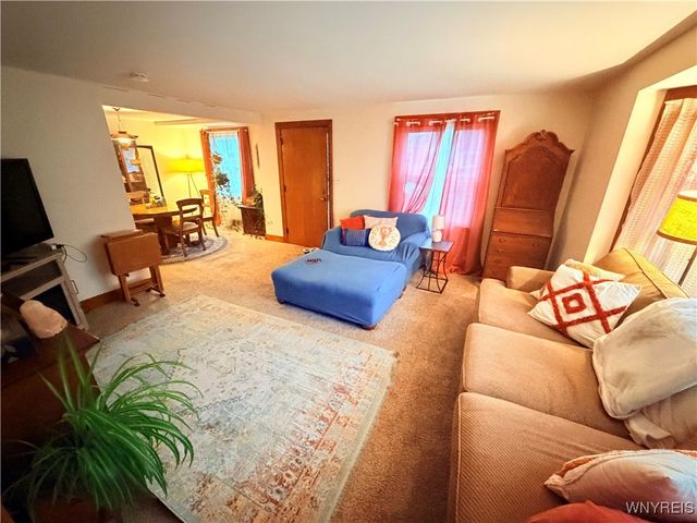 43 Robert Street, Hamburg, NY 14075