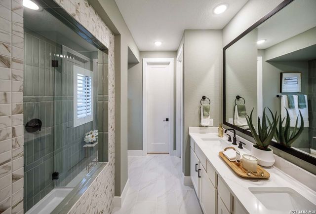 228 White Oak, Castroville, TX 78009