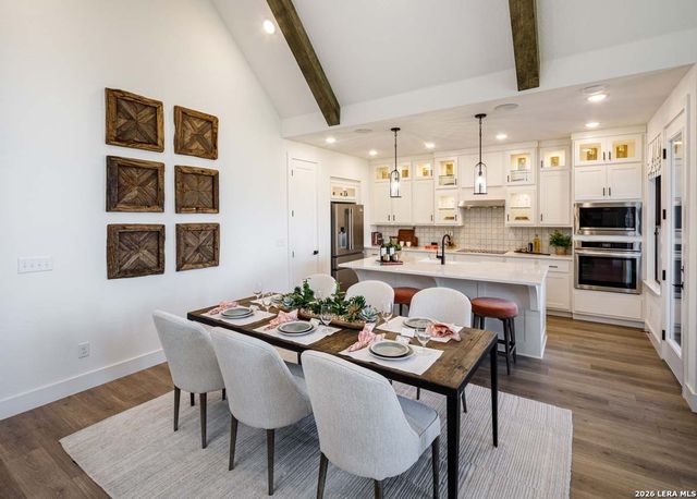 228 White Oak, Castroville, TX 78009