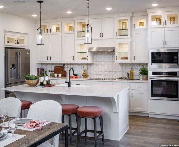 228 White Oak, Castroville, TX 78009