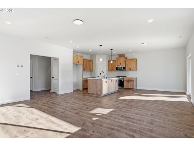 729 Se 34th St, Battle Ground, WA 98604