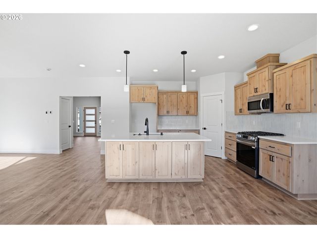 729 Se 34th St, Battle Ground, WA 98604