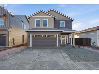 729 Se 34th St, Battle Ground, WA 98604