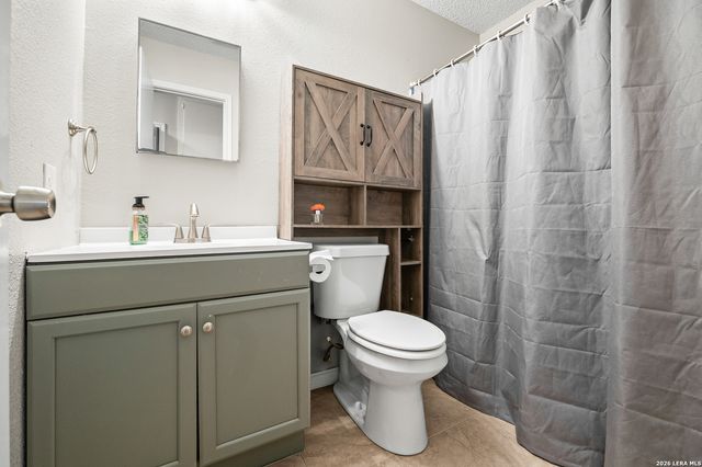 2619 Kingswell Ave, San Antonio, TX 78251