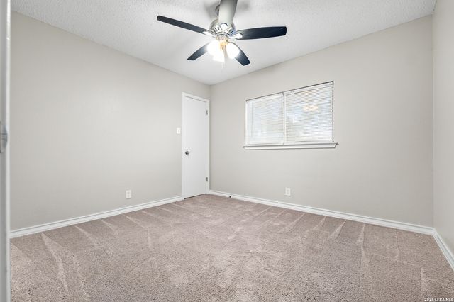 2619 Kingswell Ave, San Antonio, TX 78251