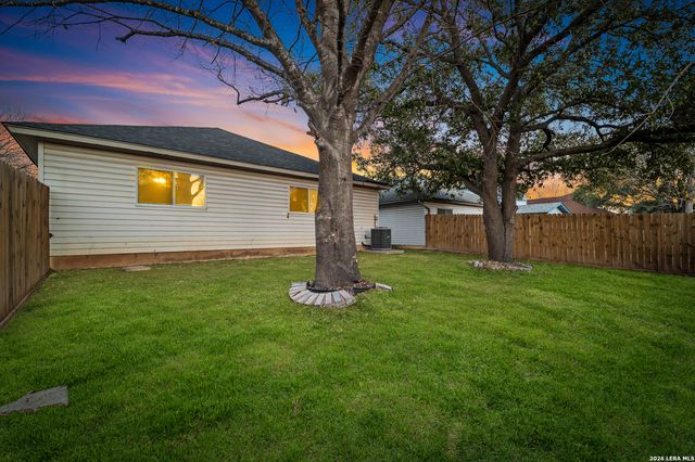 2619 Kingswell Ave, San Antonio, TX 78251