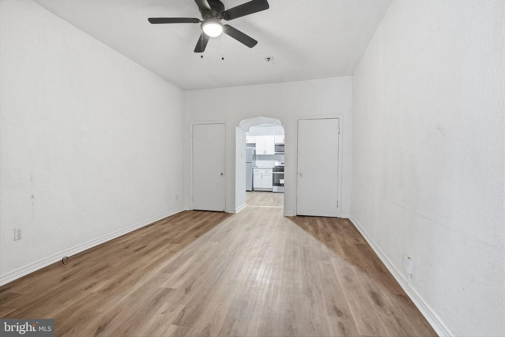 1327 LOUDON ST, PHILADELPHIA, PA 19141 — photo 3