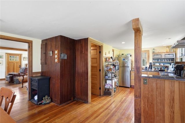 84 Narragansett Street, North Kingstown, RI 02852