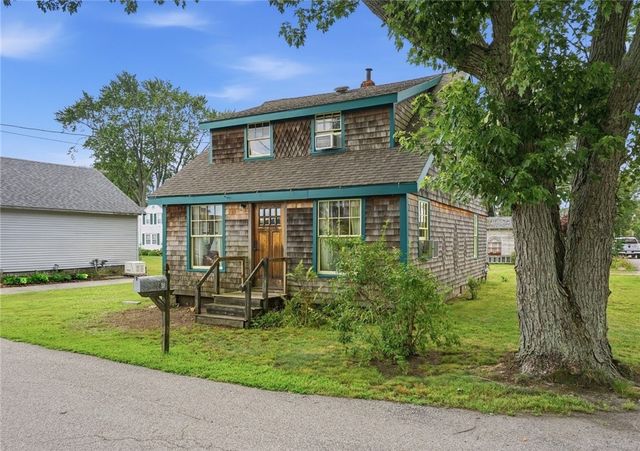 84 Narragansett Street, North Kingstown, RI 02852