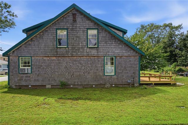 84 Narragansett Street, North Kingstown, RI 02852