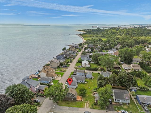 84 Narragansett Street, North Kingstown, RI 02852