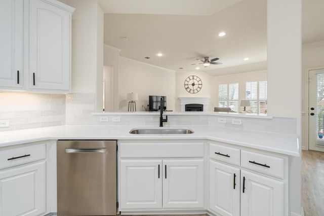 16000 Snowdonia CV, Bee Cave, TX 78738