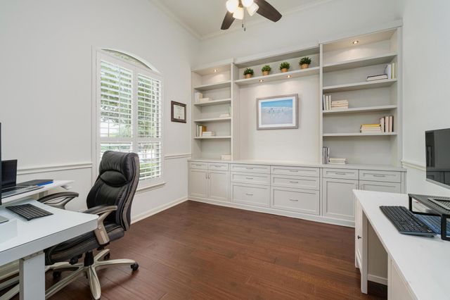 16000 Snowdonia CV, Bee Cave, TX 78738