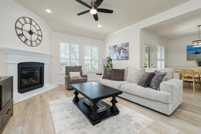 16000 Snowdonia CV, Bee Cave, TX 78738