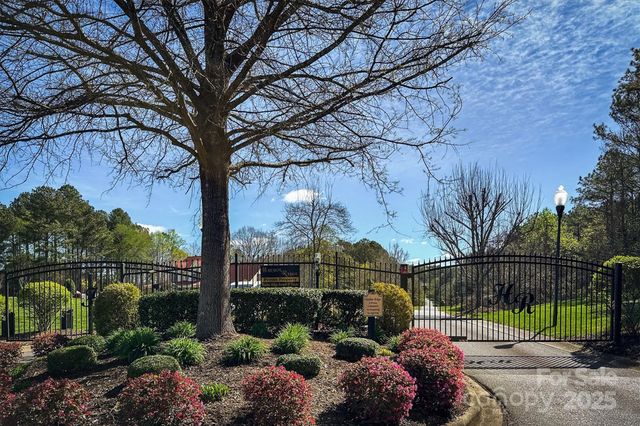 212 Harbor Ridge Drive, Connelly Springs, NC 28612