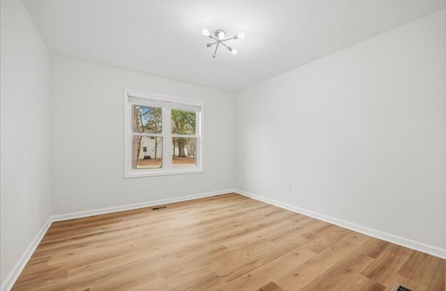 6235 S 12th Street, Portage City, MI 49024