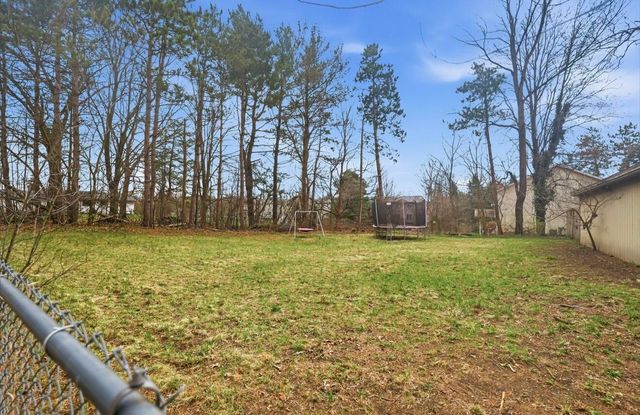 6235 S 12th Street, Portage City, MI 49024