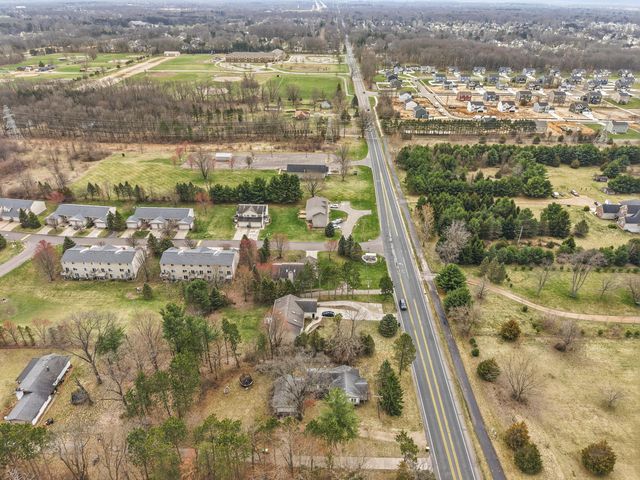 6235 S 12th Street, Portage City, MI 49024