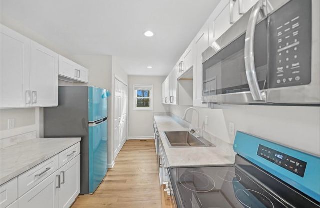 6235 S 12th Street, Portage City, MI 49024