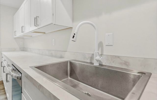 6235 S 12th Street, Portage City, MI 49024