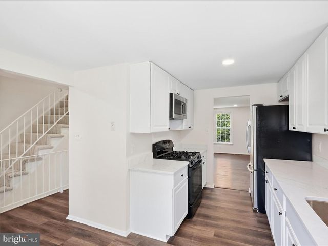 14314 WATERY MOUNTAIN CT, Centreville, VA 20120