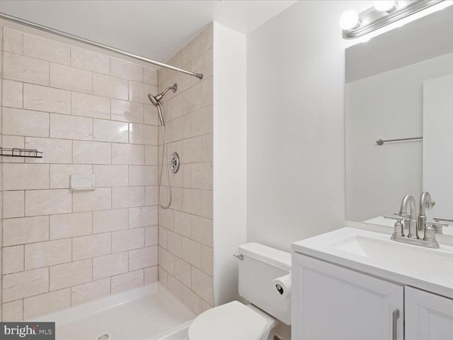 14314 WATERY MOUNTAIN CT, Centreville, VA 20120