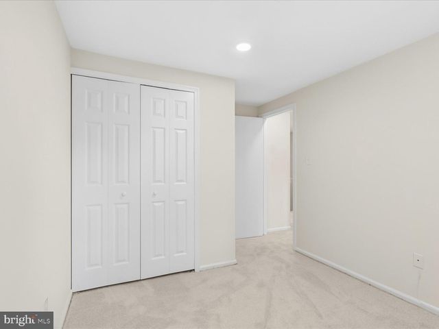 14314 WATERY MOUNTAIN CT, Centreville, VA 20120