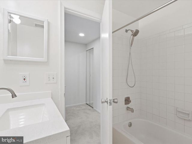 14314 WATERY MOUNTAIN CT, Centreville, VA 20120