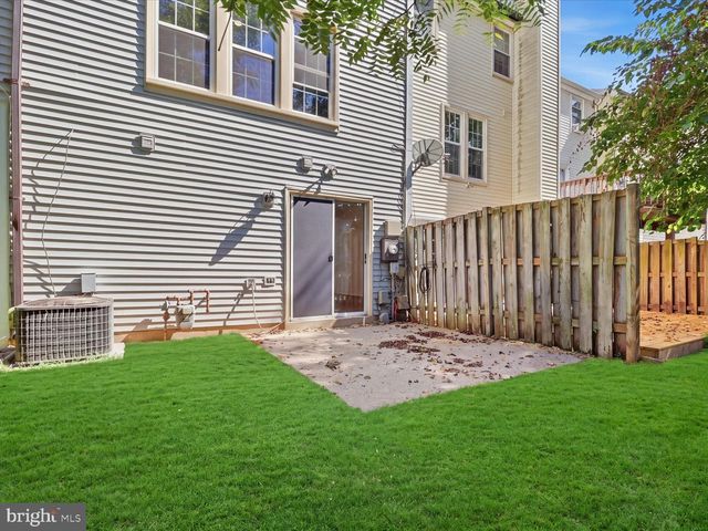 14314 WATERY MOUNTAIN CT, Centreville, VA 20120