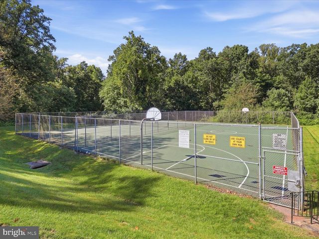 14314 WATERY MOUNTAIN CT, Centreville, VA 20120