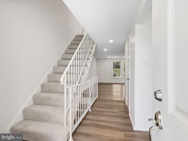 14314 WATERY MOUNTAIN CT, Centreville, VA 20120