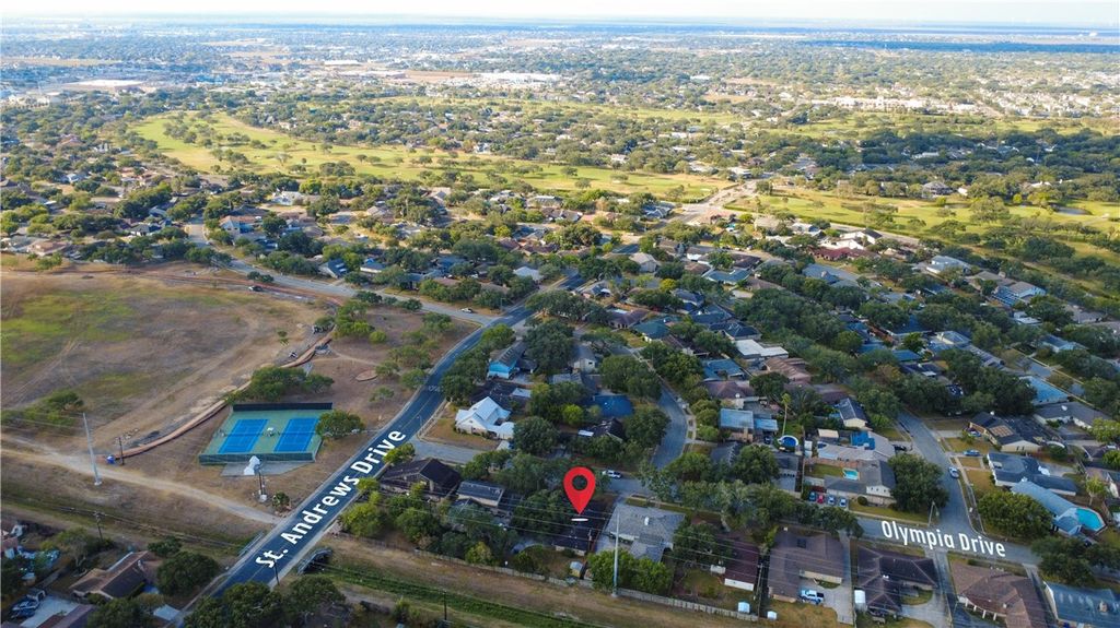 5050 Olympia Dr, Corpus Christi, TX 78413 — photo 4