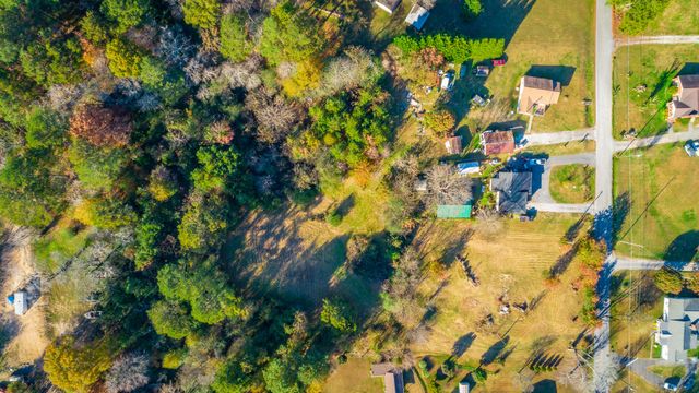 633 E Garden Farm Road, Rossville, GA 30741