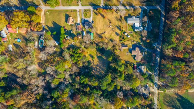 633 E Garden Farm Road, Rossville, GA 30741