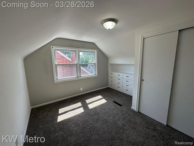 20498 Country Club Drive, Harper Woods, MI 48225